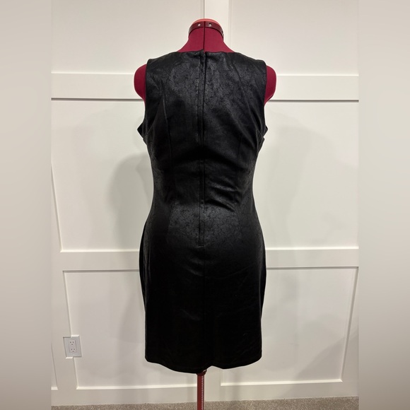 💕2 for $25💕

🌟BRAND NEW🌟 Black Faux Leather Sleeveless Dress - Picture 2 of 10